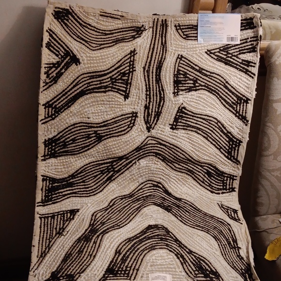 NWT MOROCCO ACCENT RUG - Picture 3 of 5